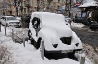 Снежок на машине